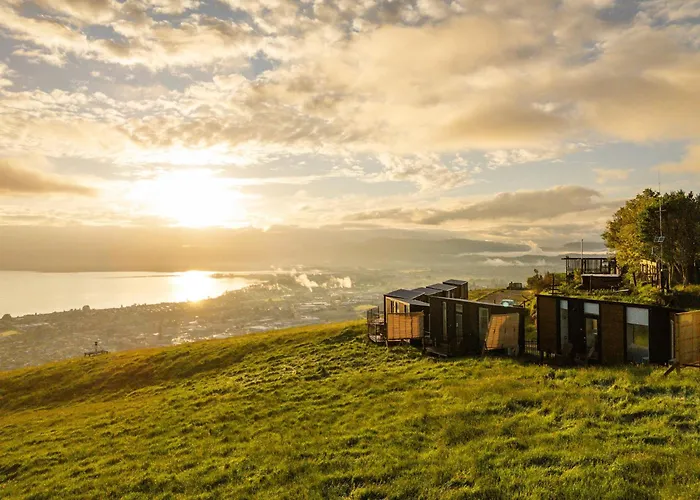 Aorangi Peak 9 By Tiny Away Rotorua